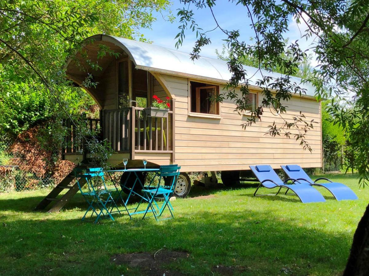 Millygite Chalet-On-Wheels By The River 외부 사진